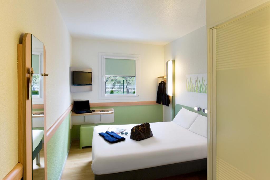 Ibis Budget Alicante Pension Sin Comedor Pokoj fotografie